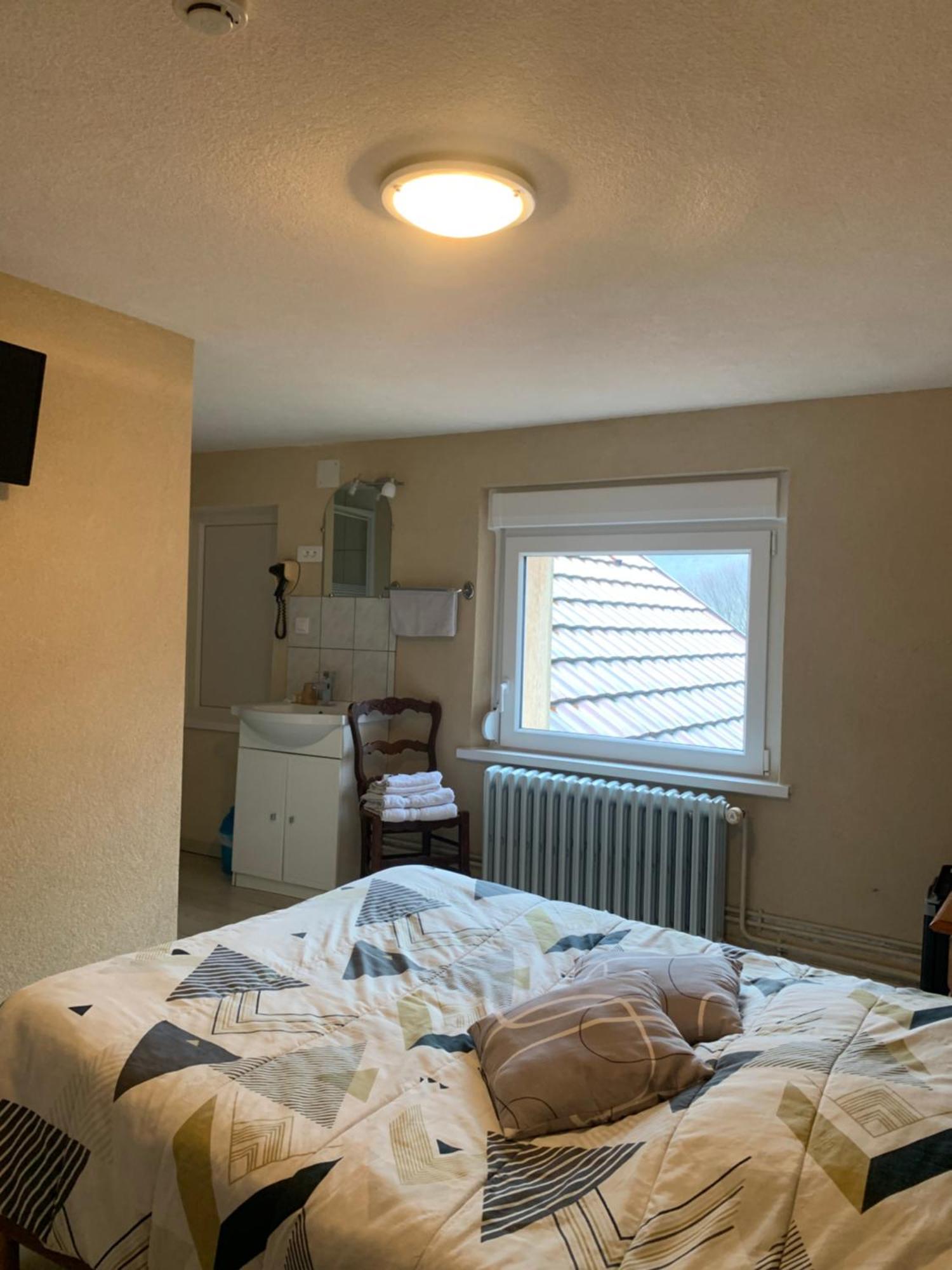 בוסאנג Auberge Alsacienne מראה חיצוני תמונה